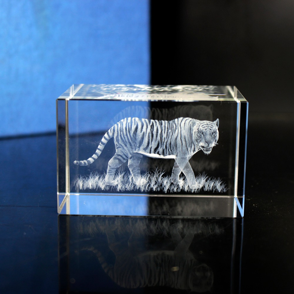 K9 Crystal Tiger Model Standbe - Paper Weight Crystal recensie en prijs