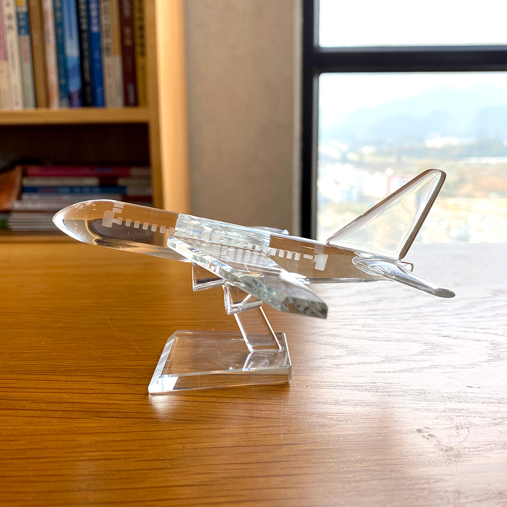 Clear Crystal Leuke Vliegtuige - Paper Weight Crystal recensie en prijs