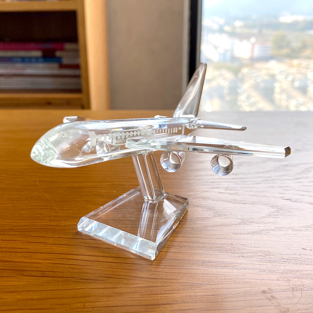 Clear Crystal Leuke Vliegtuige - Paper Weight Crystal recensie en prijs